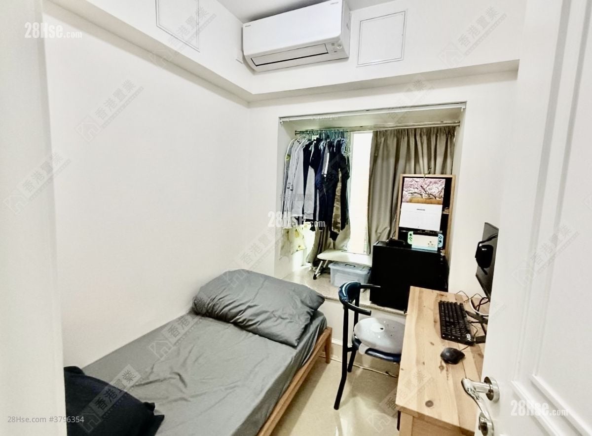 Metro Town Sell 3 Bedrooms , 2 Bathrooms 629 ft²