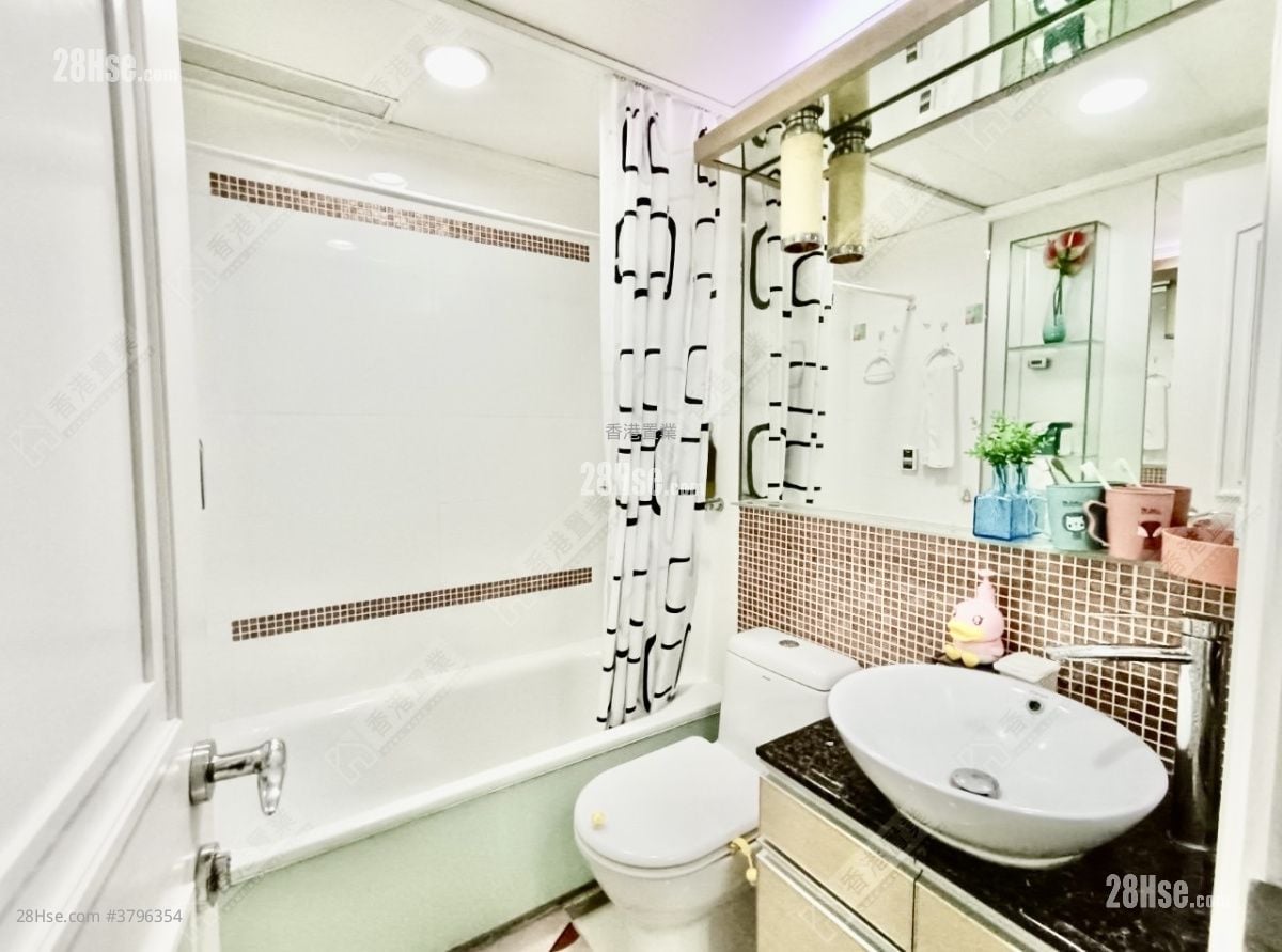 Metro Town Sell 3 Bedrooms , 2 Bathrooms 629 ft²