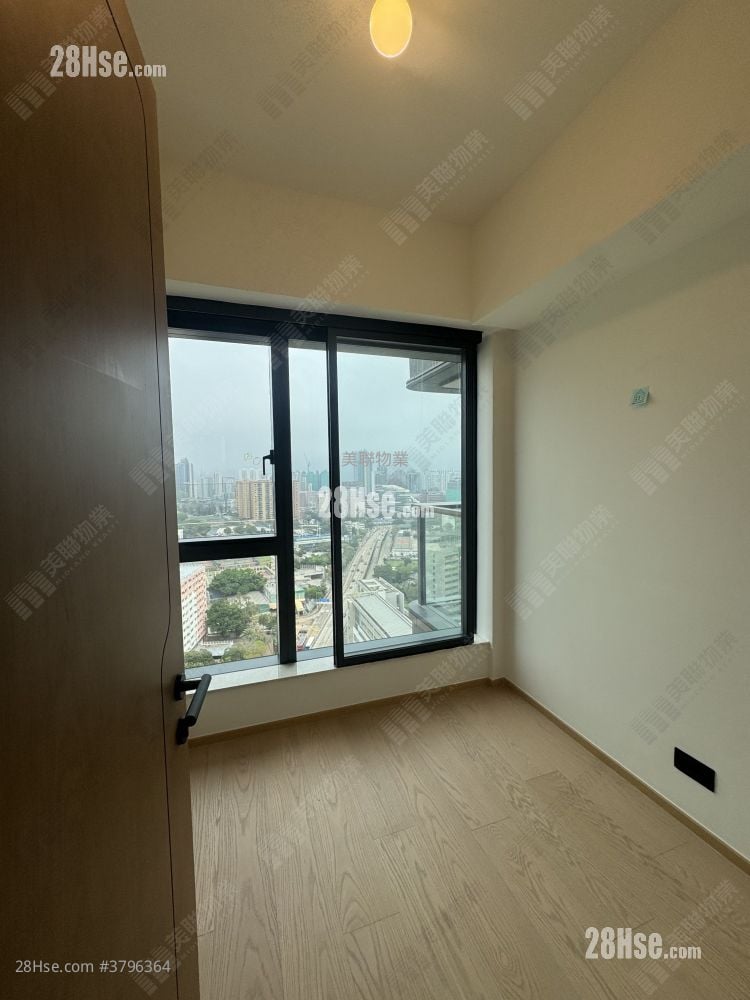 Topside Residence Rental 3 Bedrooms , 1 Bathroom 624 ft²