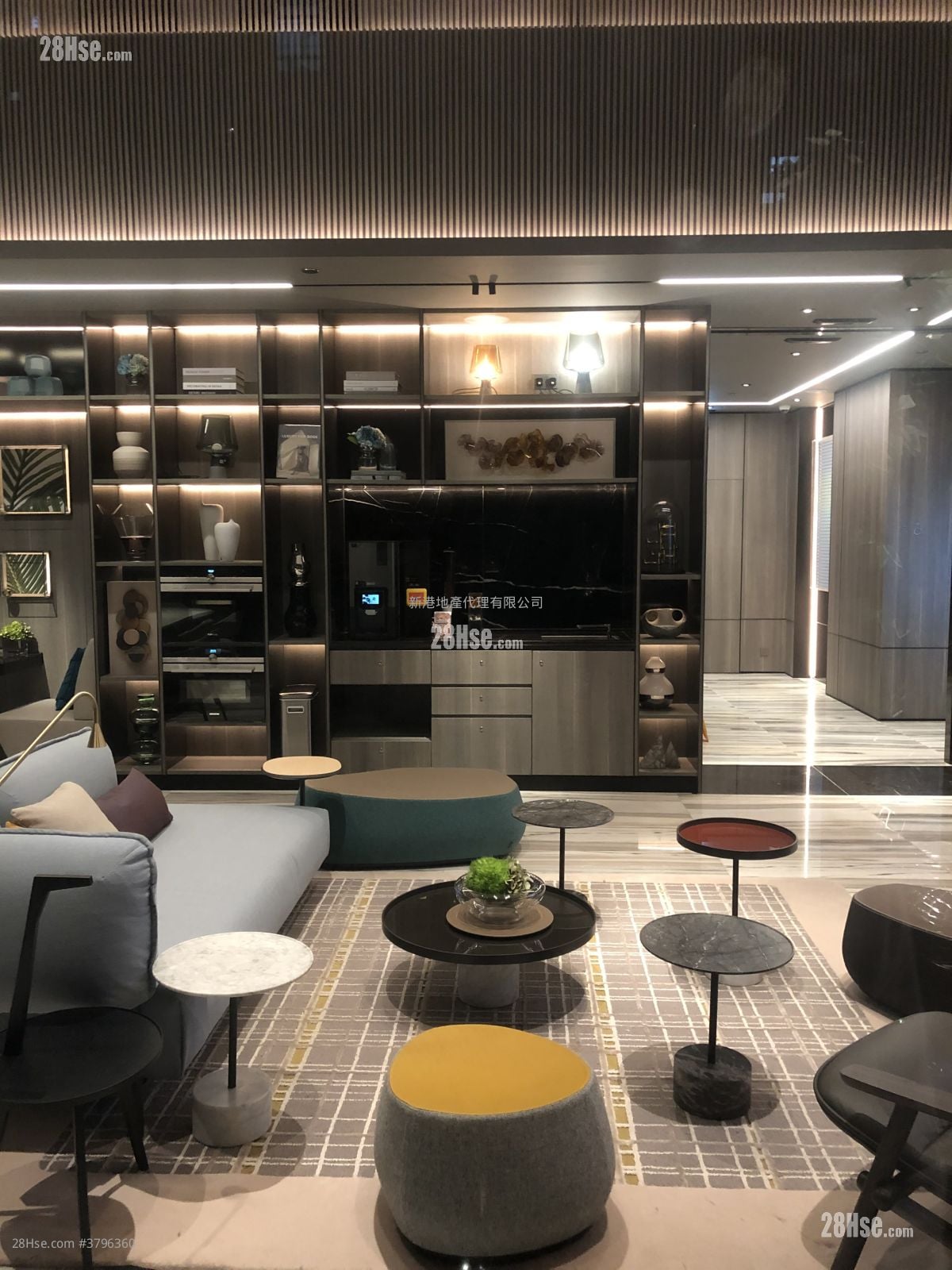 Downtown 38 售盘 2 房 , 1 浴室 414 平方尺