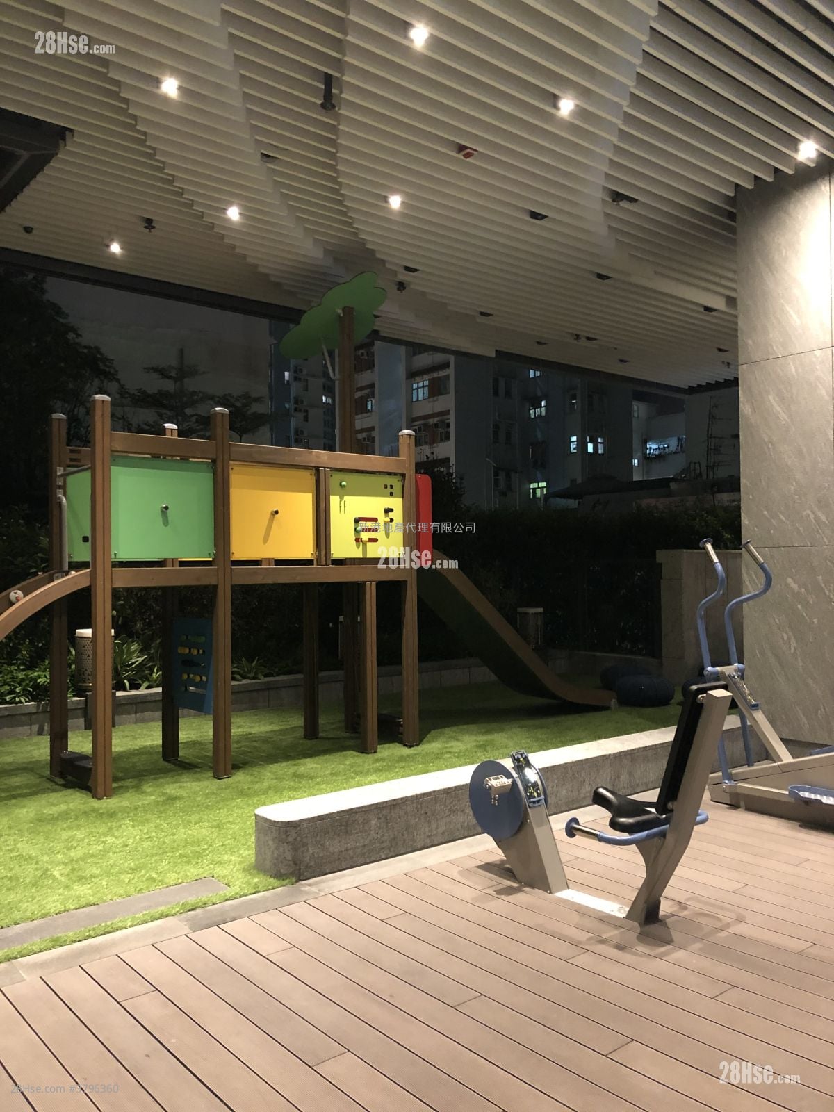 Downtown 38 售盘 2 房 , 1 浴室 414 平方尺