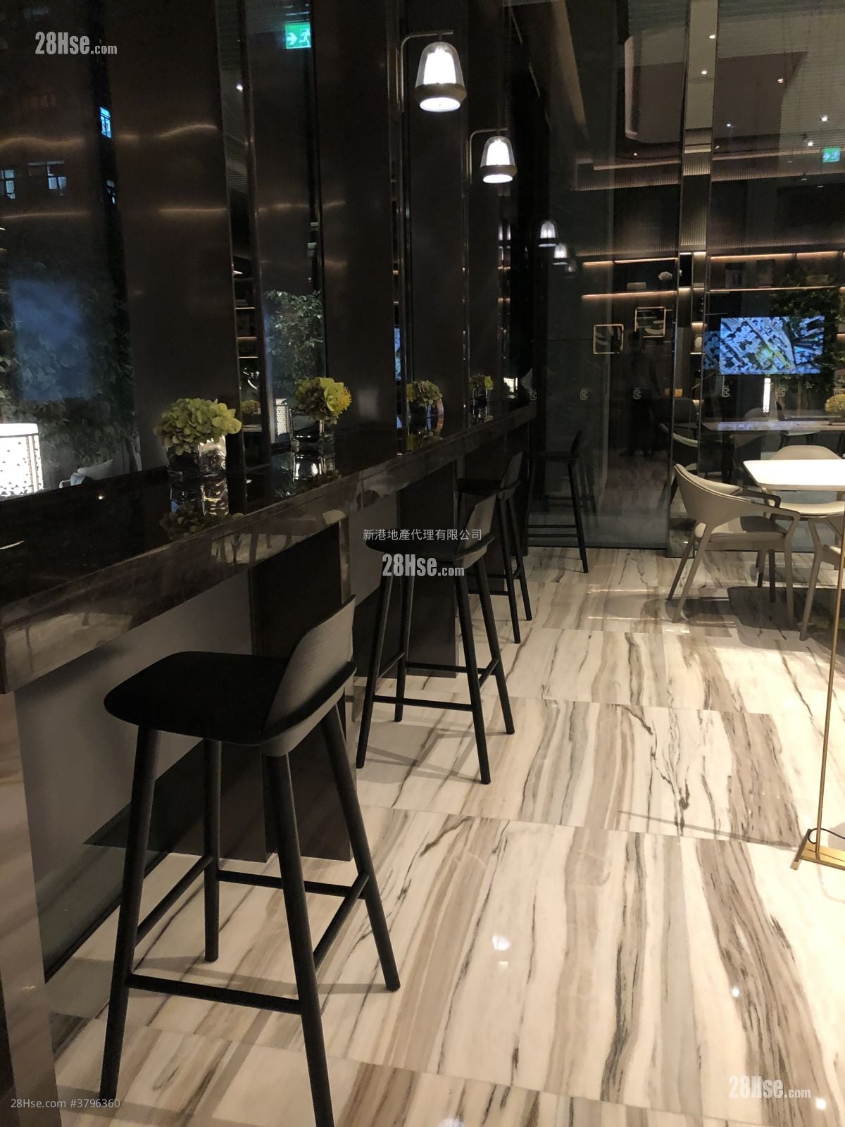 Downtown 38 售盘 2 房 , 1 浴室 414 平方尺