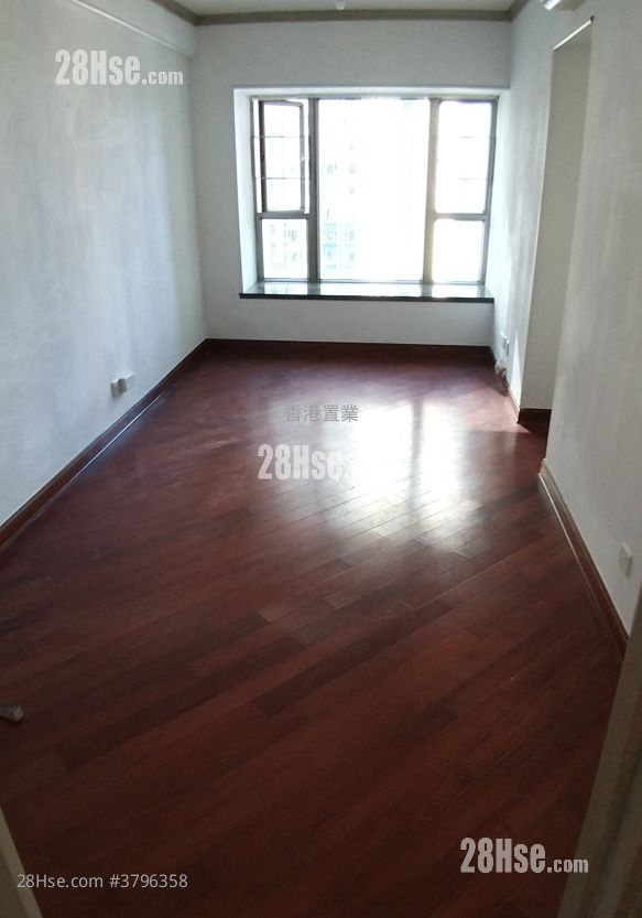 Tseung Kwan O Plaza Sell 2 Bedrooms , 1 Bathroom 432 ft²