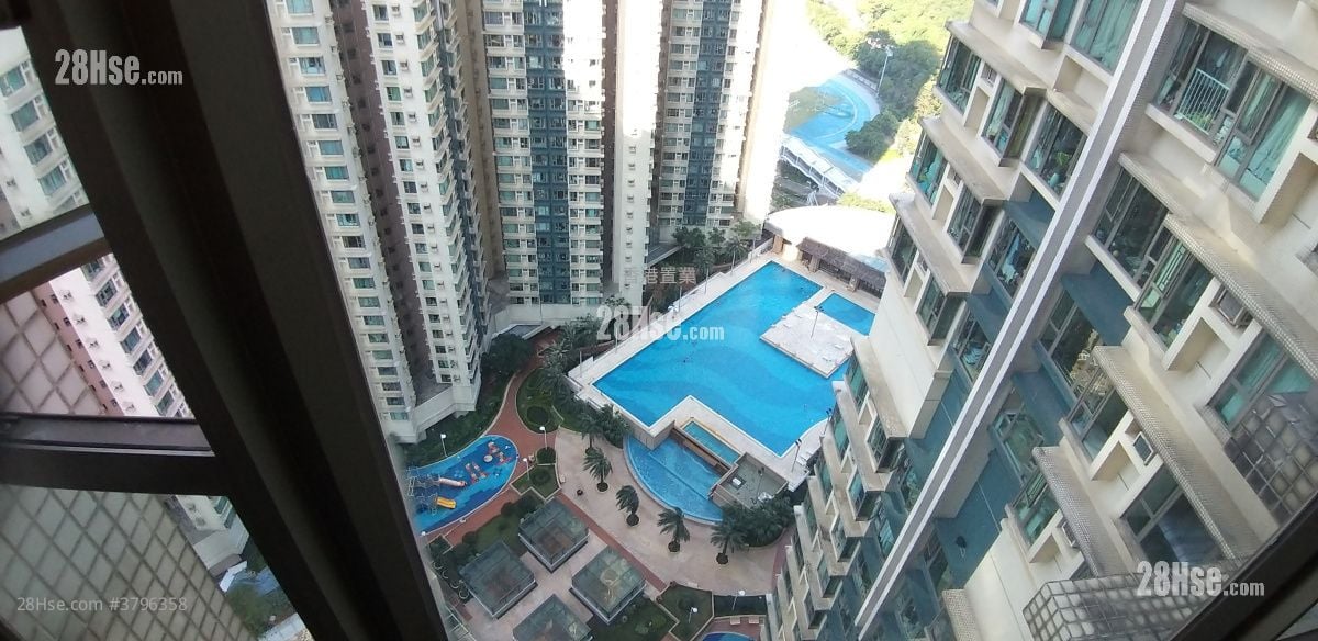 Tseung Kwan O Plaza Sell 2 Bedrooms , 1 Bathroom 432 ft²
