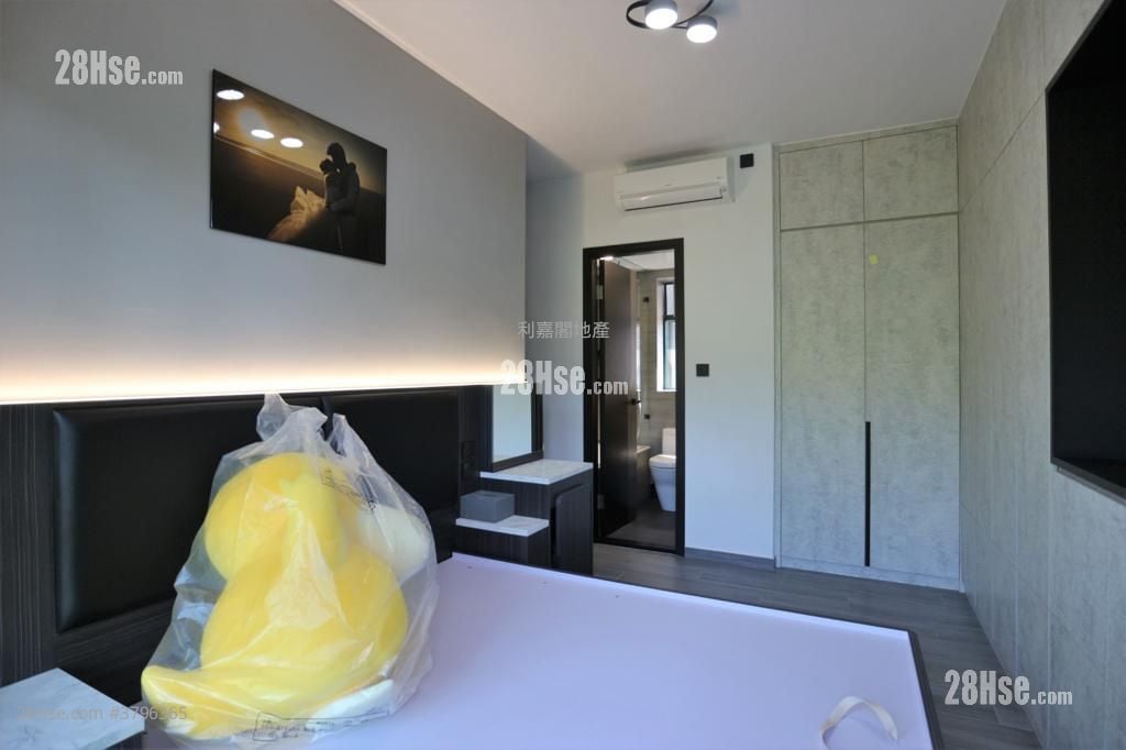 岚山 售盘 3 房 , 3 浴室 845 平方尺