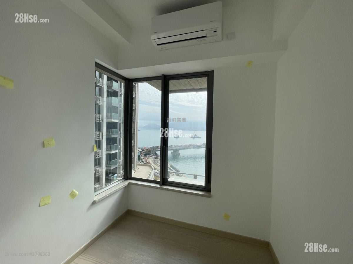 Sea To Sky Sell 4 Bedrooms , 2 Bathrooms 1,057 ft²