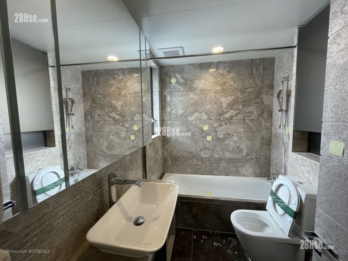 Sea To Sky Sell 4 Bedrooms , 2 Bathrooms 1,057 ft²