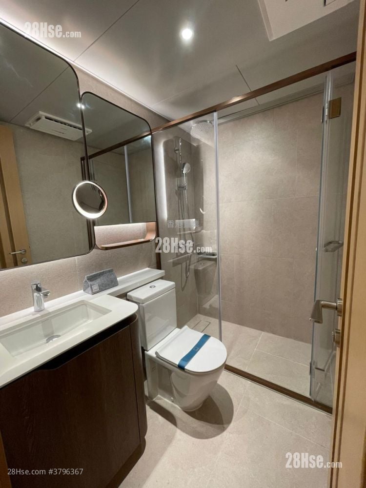 LP10 租盘 3 房 , 2 浴室 790 平方尺