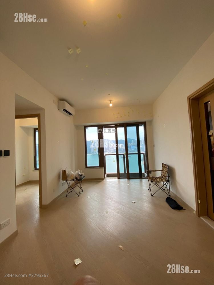 LP10 租盘 3 房 , 2 浴室 790 平方尺