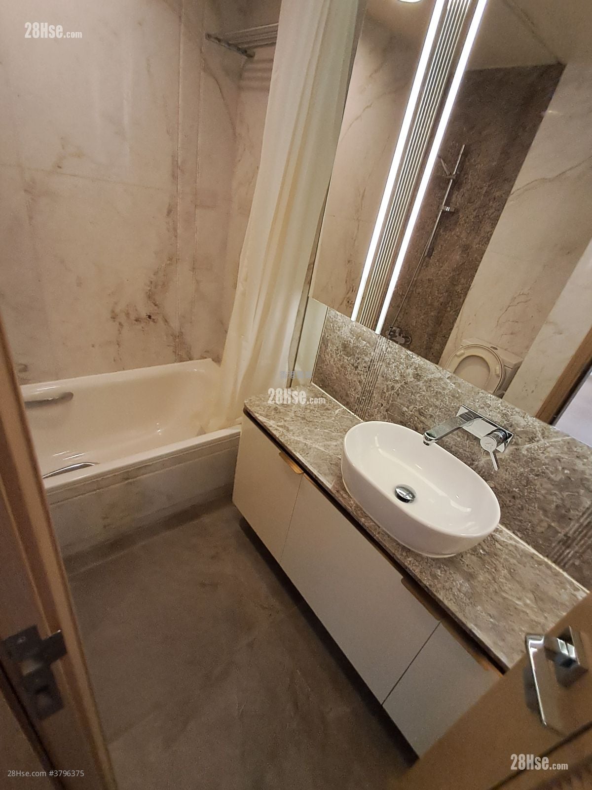 爱海颂 租盘 2 房 , 1 浴室 488 平方尺