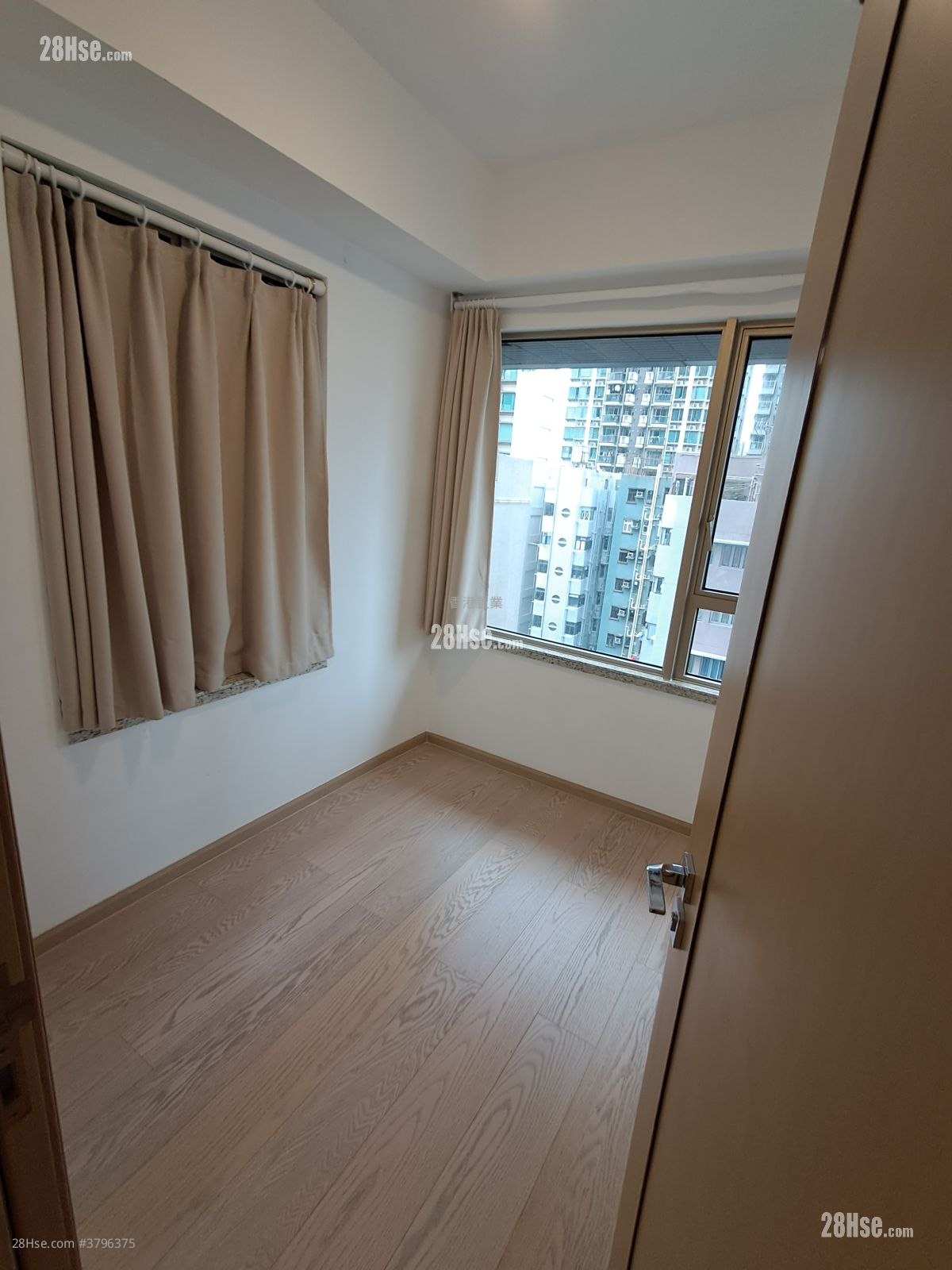 爱海颂 租盘 2 房 , 1 浴室 488 平方尺