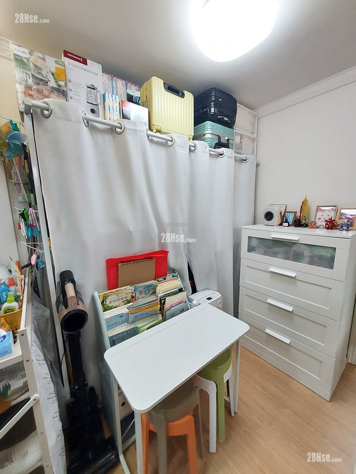 Hong Lam Court Sell 2 Bedrooms , 1 Bathroom 401 ft²