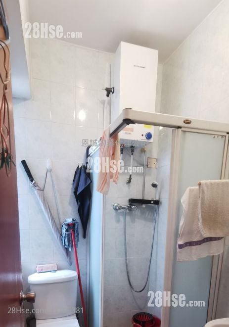 Far East Consortium Yuen Long Building Sell 2 Bedrooms , 1 Bathroom 313 ft²