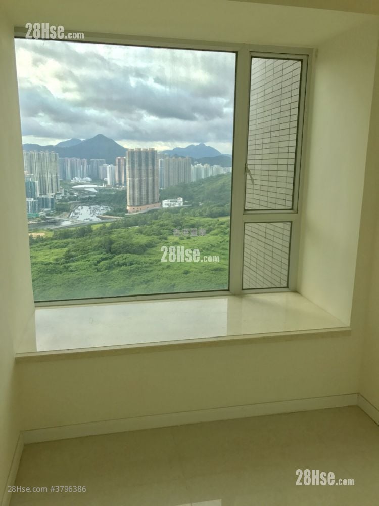 致蓝天 售盘 4 房 , 2 浴室 959 平方尺