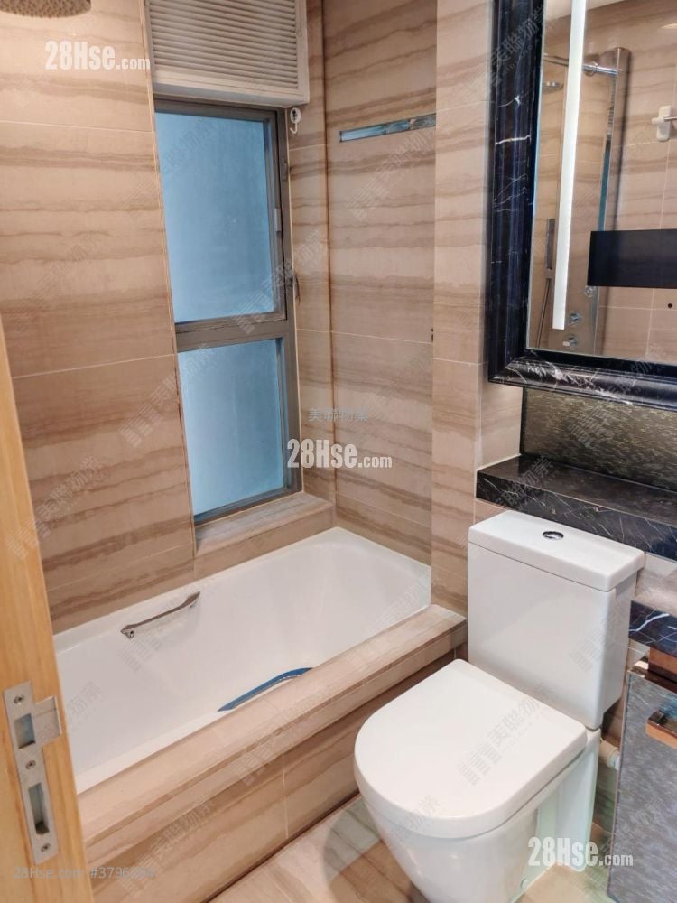 Century Gateway Rental 2 Bedrooms , 1 Bathroom 473 ft²