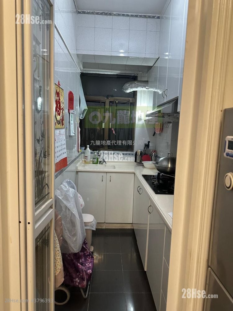 嘉顺大厦 售盘 2 房 , 1 浴室 400 平方尺