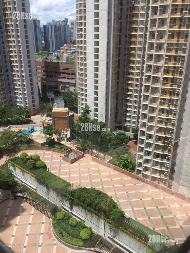 Yu Chui Court Sell 2 Bedrooms , 1 Bathroom 517 ft²
