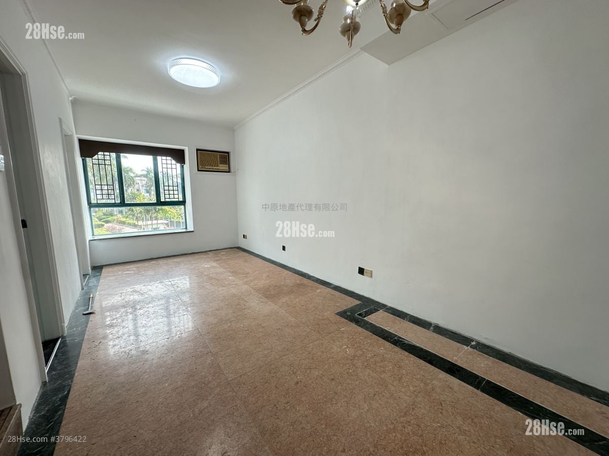 Palm Springs Sell 3 Bedrooms , 3 Bathrooms 1,372 ft²