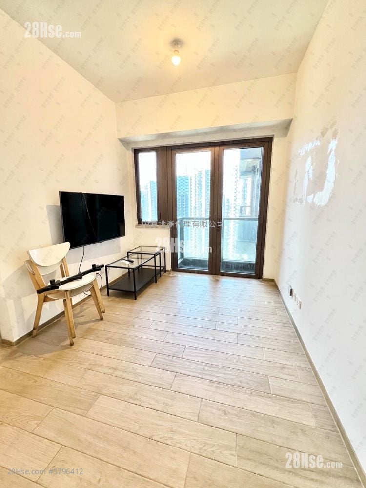 Lp6 Sell 2 Bedrooms 463 ft²