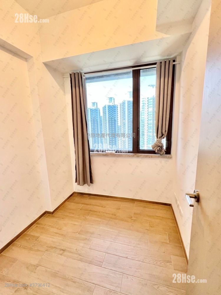 Lp6 Sell 2 Bedrooms 463 ft²