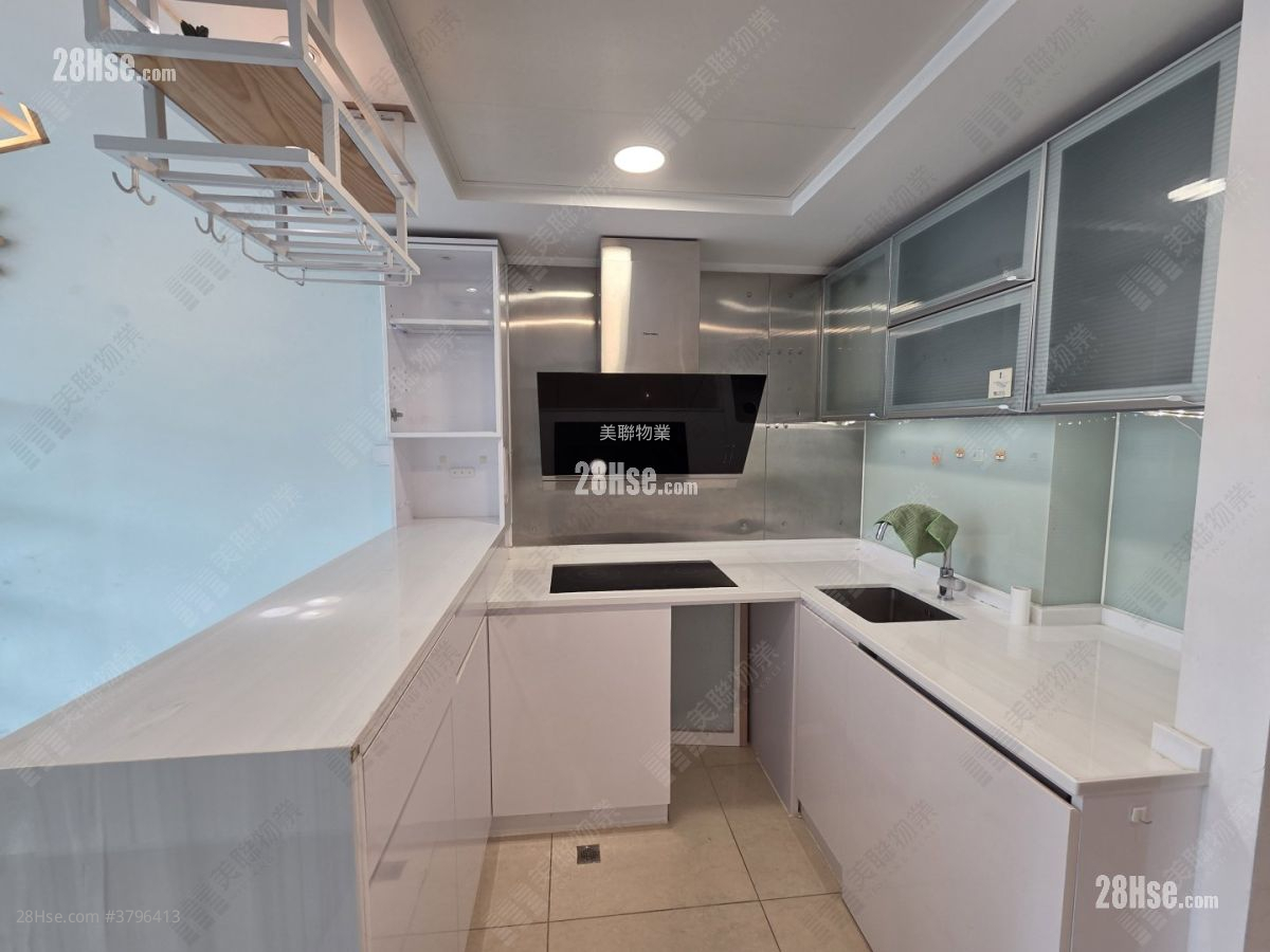 爵悦庭 售盘 1 房 , 1 浴室 450 平方尺