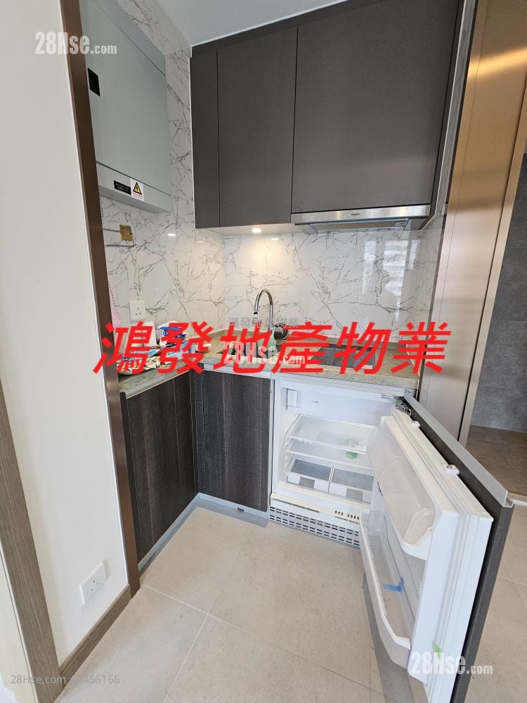 AVA228 售盘 1 房 , 1 浴室 239 平方尺