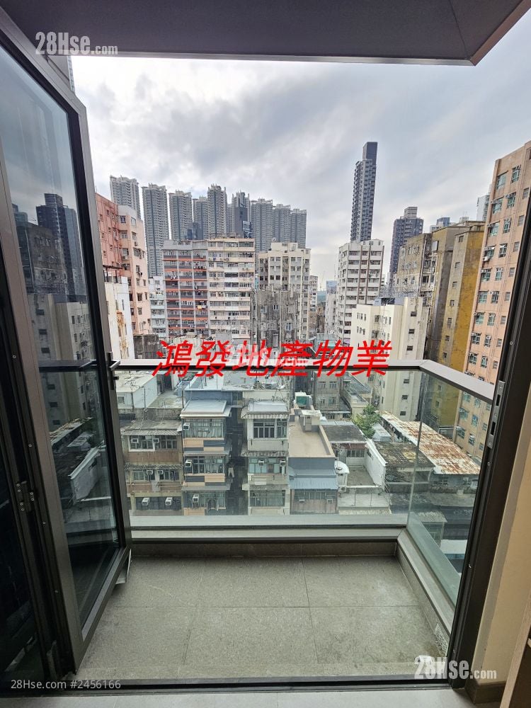 AVA228 售盘 1 房 , 1 浴室 239 平方尺