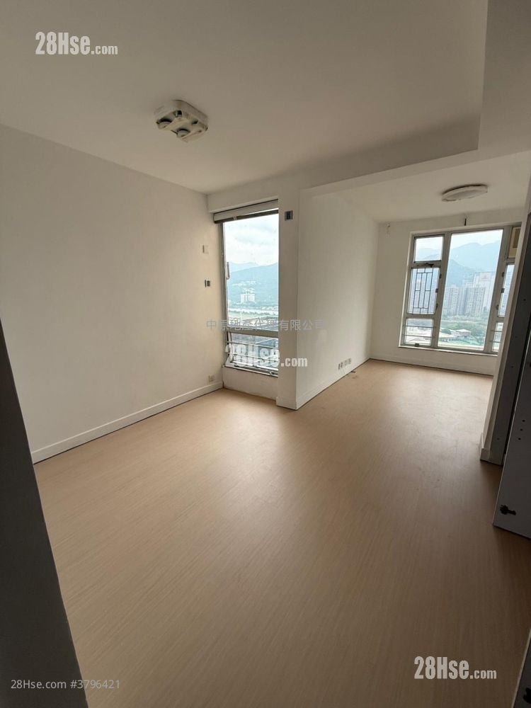 Jubilee Garden Sell 3 Bedrooms 665 ft²