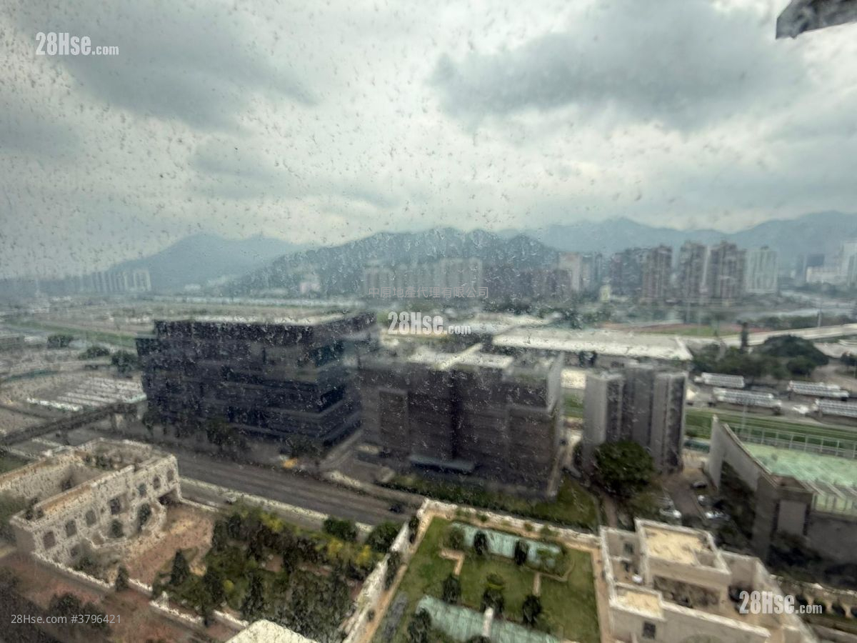 Jubilee Garden Sell 3 Bedrooms 665 ft²