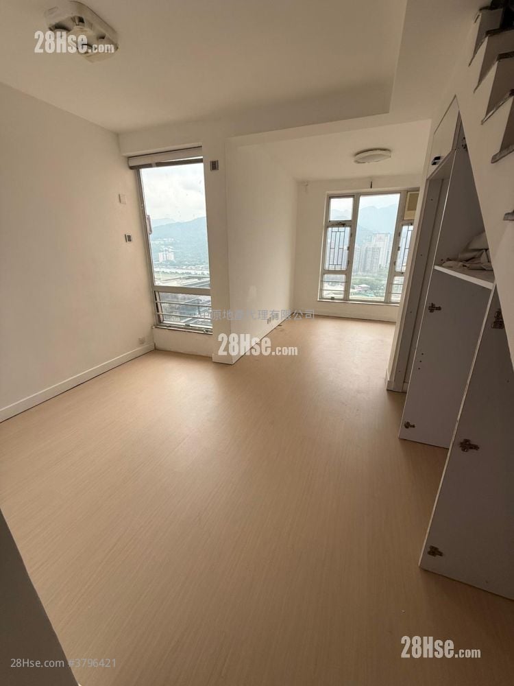 Jubilee Garden Sell 3 Bedrooms 665 ft²