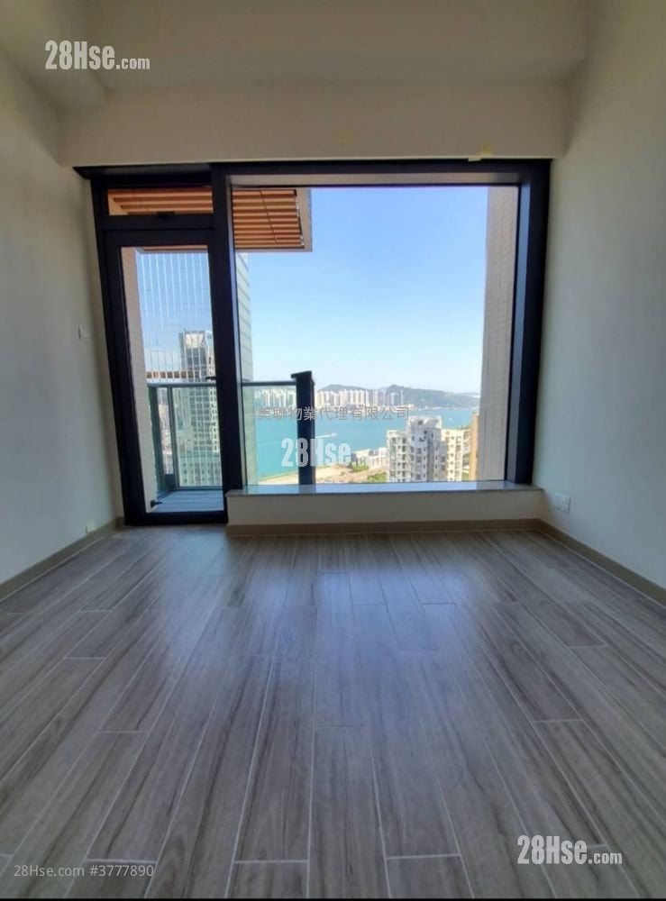 Novum East Sell 1 Bathroom 234 ft²