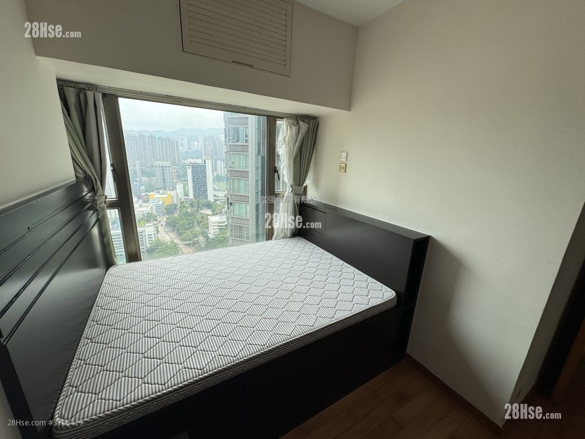 The Zenith Rental 3 Bedrooms , 2 Bathrooms 644 ft²