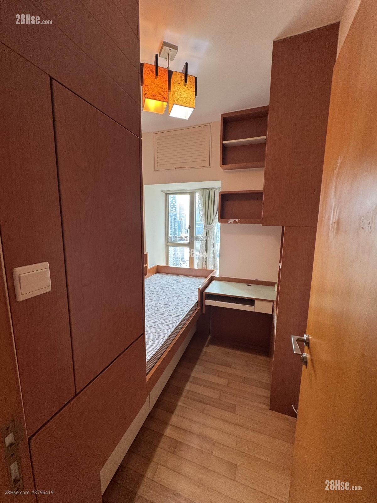 The Zenith Rental 3 Bedrooms , 2 Bathrooms 644 ft²