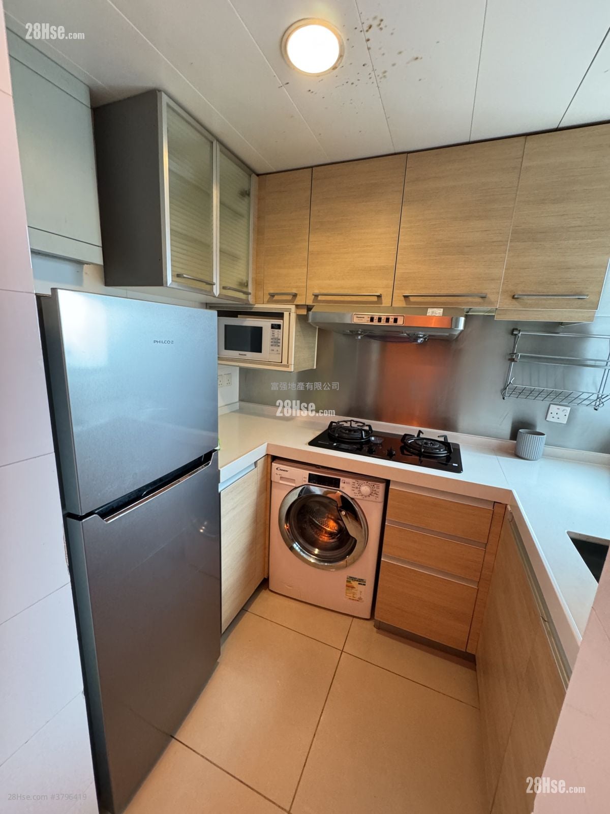 The Zenith Rental 3 Bedrooms , 2 Bathrooms 644 ft²