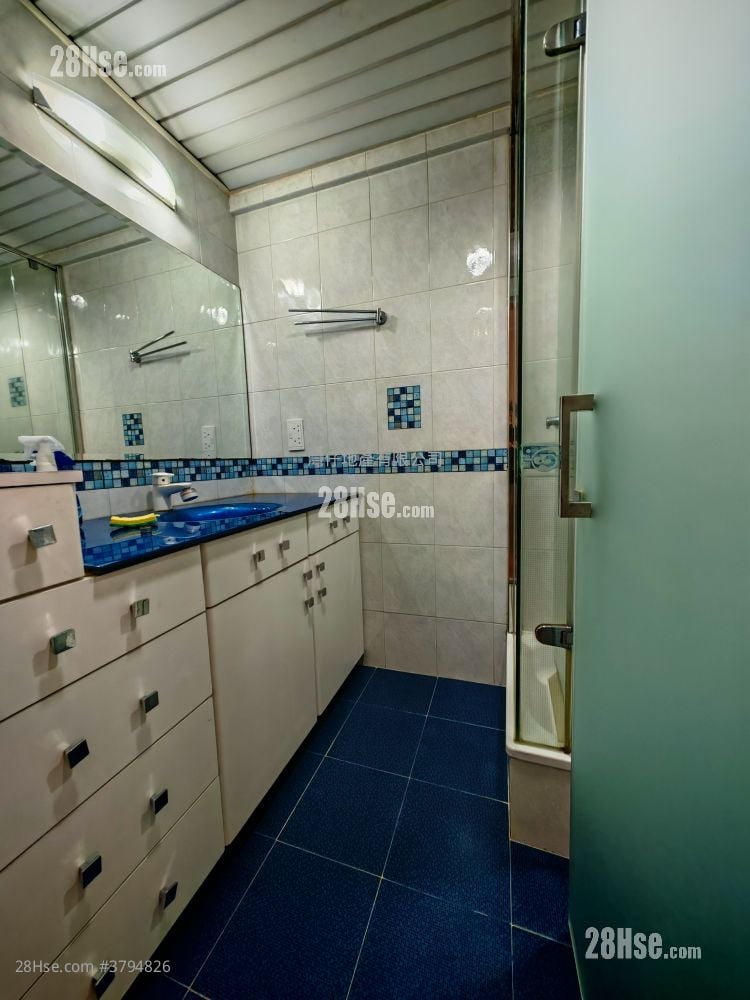 伊利莎伯大厦 租盘 2 房 , 1 浴室 540 平方尺