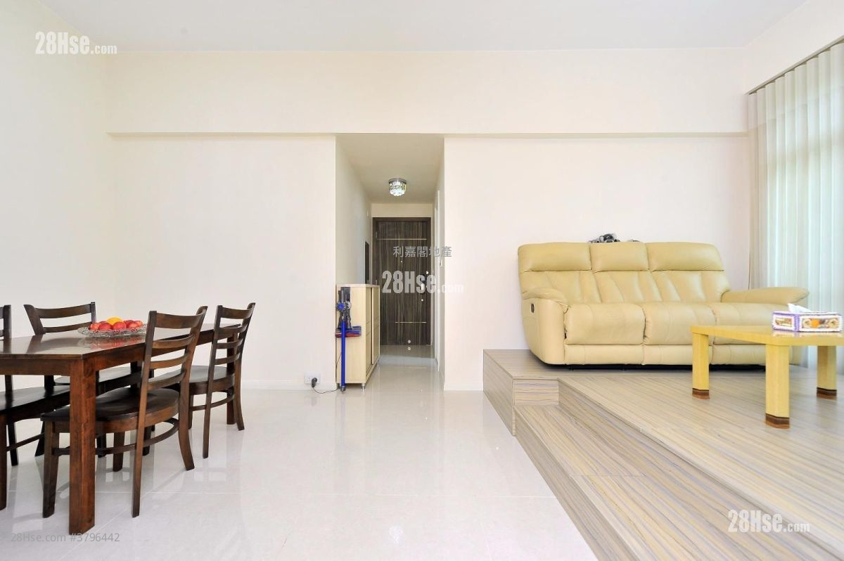 岚山 售盘 3 房 , 3 浴室 877 平方尺