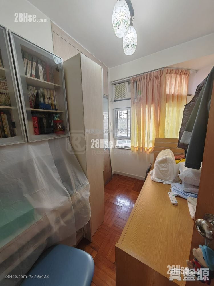 嘉湖山庄 售盘 3 房 , 2 浴室 636 平方尺