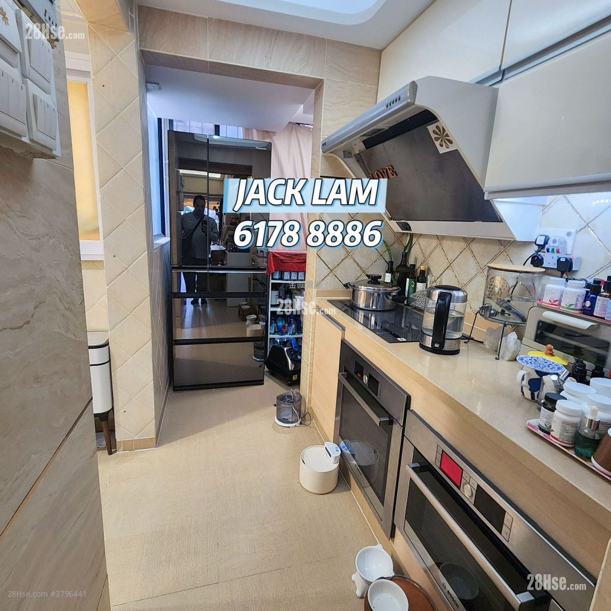 Wellive Court Sell 2 Bedrooms , 1 Bathroom 527 ft²