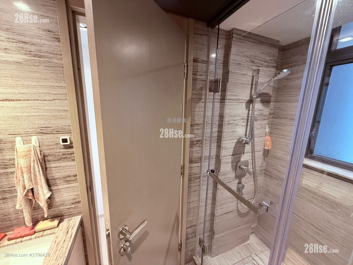 The Wings Rental 2 Bedrooms , 1 Bathroom 541 ft²