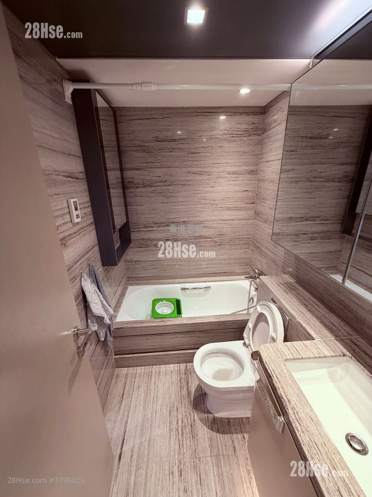 The Wings Rental 2 Bedrooms , 1 Bathroom 541 ft²