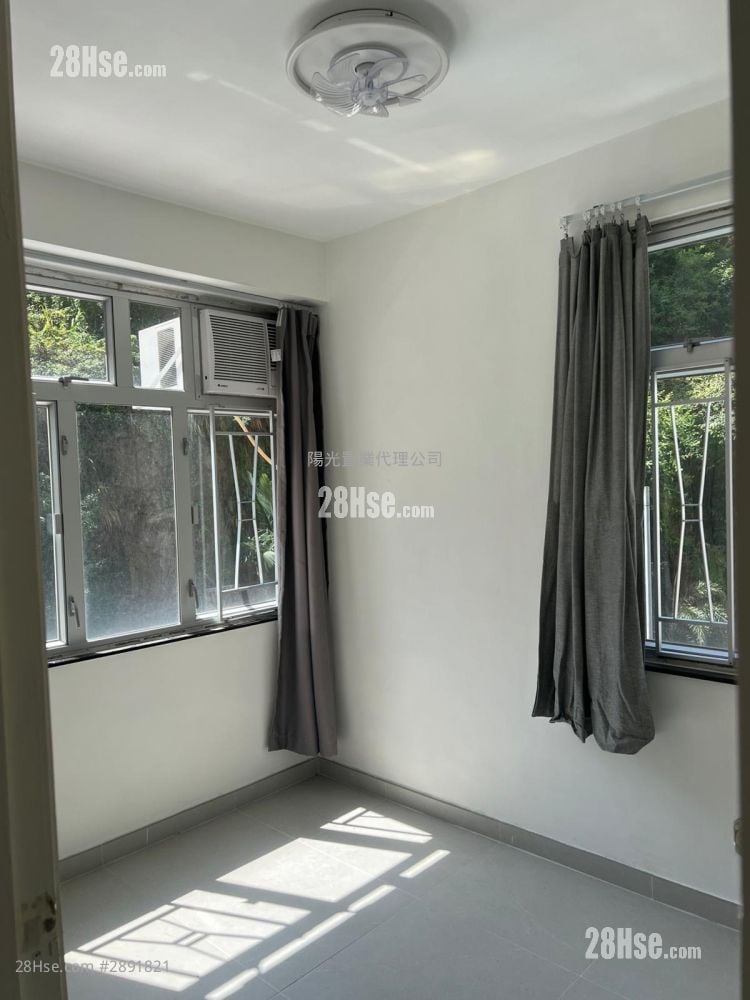 Sun Sing Centre Sell 294 ft²