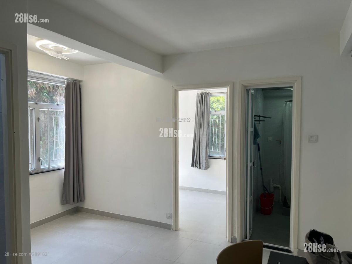 Sun Sing Centre Sell 294 ft²