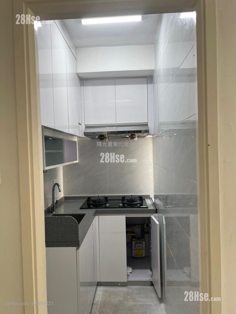 Sun Sing Centre Sell 294 ft²