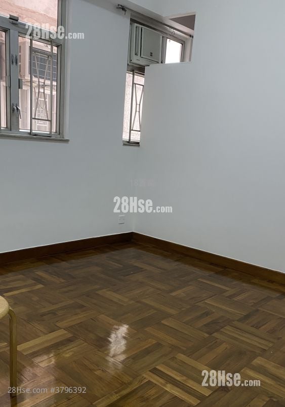 Chung Nam Mansion Rental 2 Bedrooms , 1 Bathroom 361 ft²