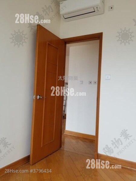 半岛豪庭 售盘 2 房 563 平方尺