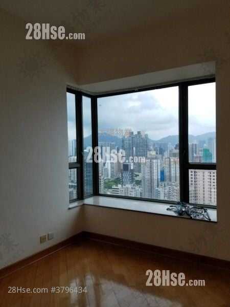 半岛豪庭 售盘 2 房 563 平方尺