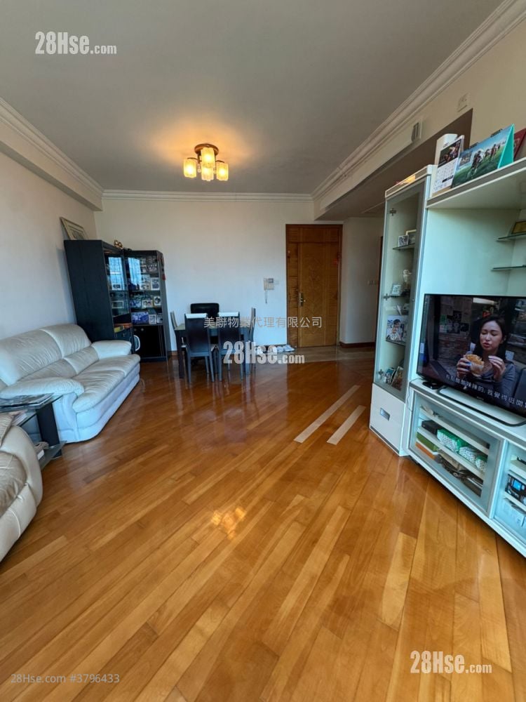 鹿茵山庄 售盘 3 房 1,101 平方尺