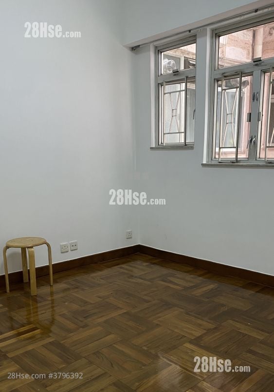 Chung Nam Mansion Rental 2 Bedrooms , 1 Bathroom 361 ft²