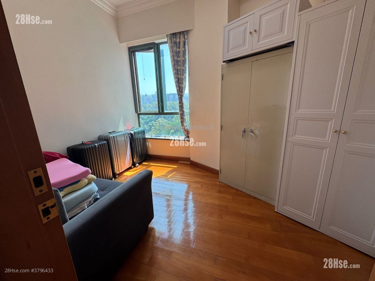 鹿茵山庄 售盘 3 房 1,101 平方尺