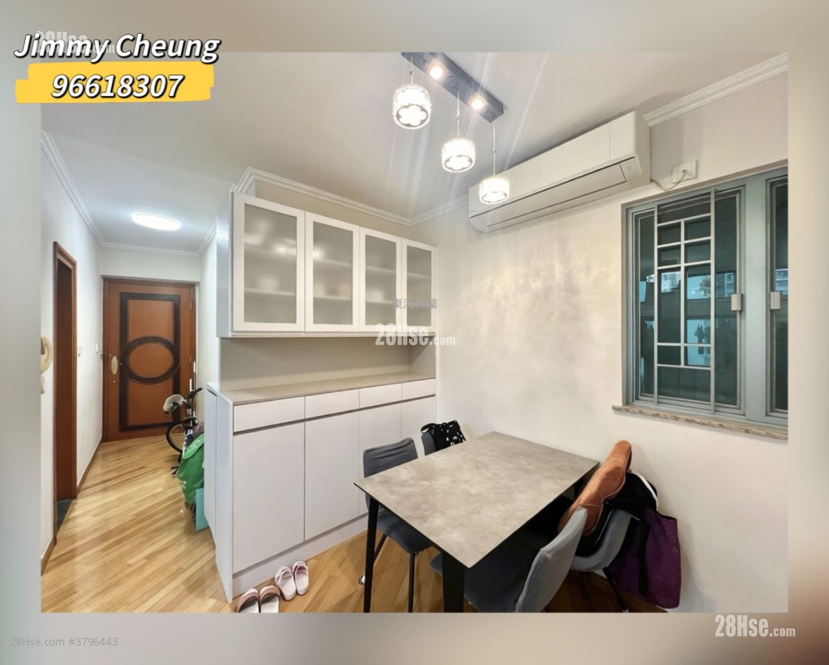 Tung Chung Crescent Sell 2 Bedrooms , 1 Bathroom 536 ft²